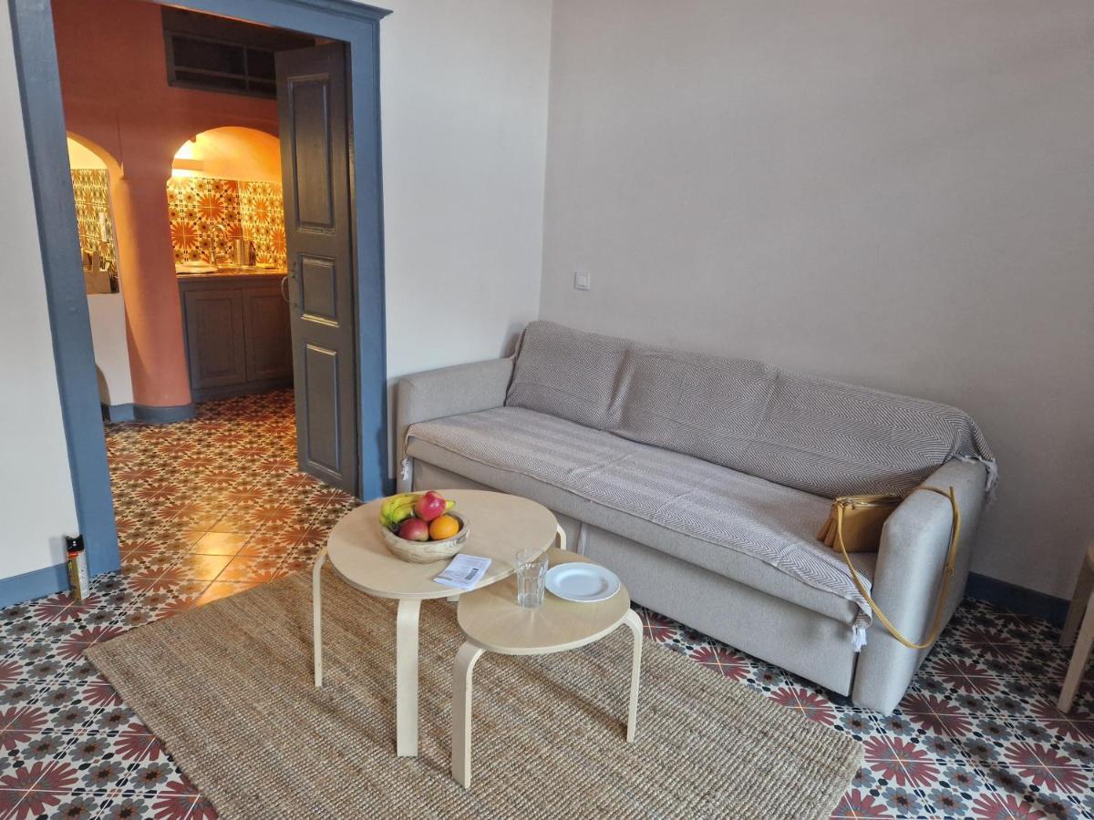 St.Mammas Traditional Apartment Mesaria Eksteriør bilde